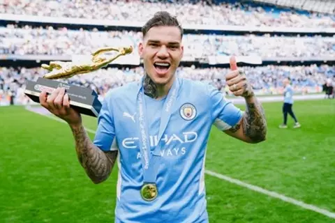  مرموش لن ينساه أبدًا.. إيدرسون الحارس الأكثر صناعة للأهداف بالدوري الإنجليزي